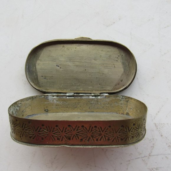 Vintage East Indian Metal Box - Picture 4 of 4